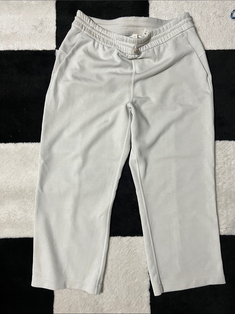 lululemon athletica Light white High-Waist pants